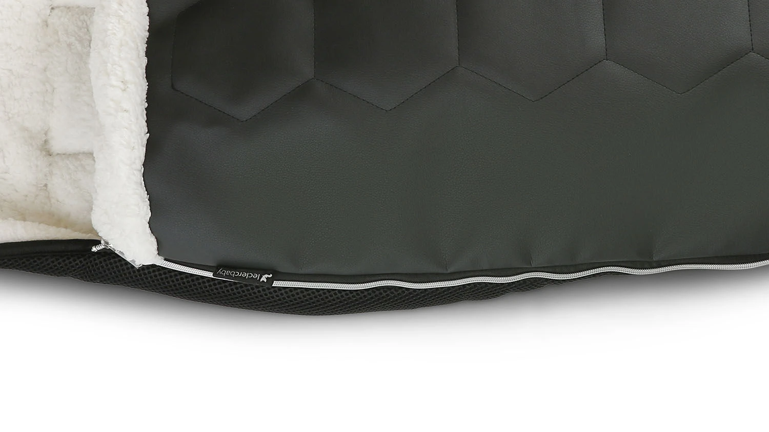 Leclerc Baby Hexagon voetenzak Leclerc Baby Hexagon Voetenzak -Winkel Voor Kinderwagens En Accessoires hexagon footmuff detail cb